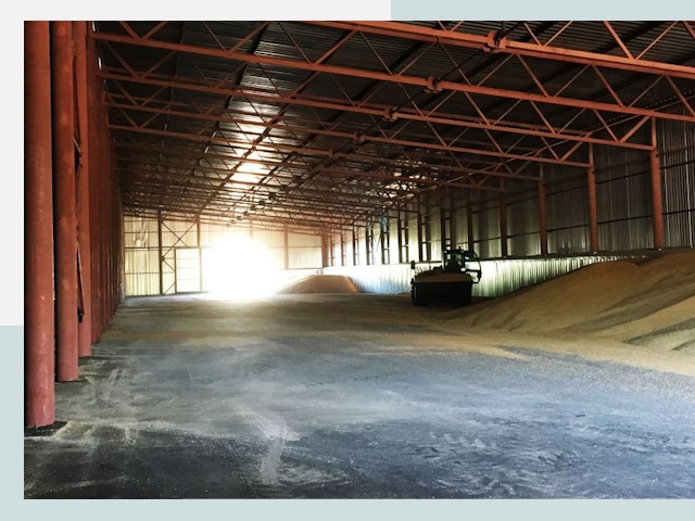 Строительство зернохранилищ в Ялуторовске