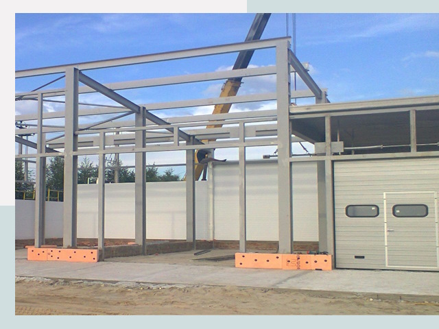 Строительство автосервисов от СтальСтрой-Лтр по цене 620 руб.